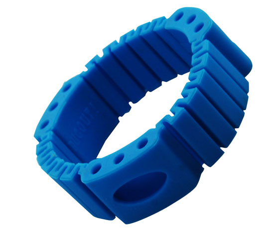 BUGOUTw(q)֭h(hun){ɫ