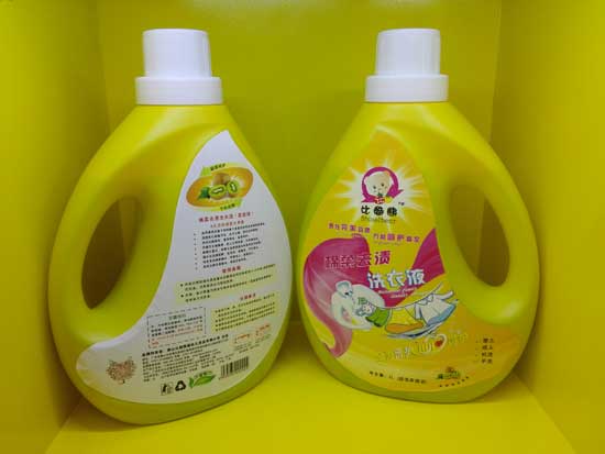 比酷熊寶寶棉柔去漬洗衣液2L