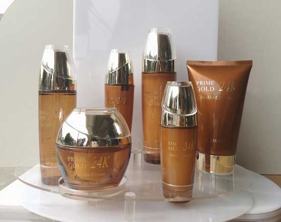 百膚可麗蜂王漿護膚品套裝