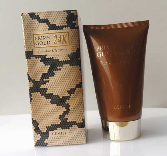 百膚可麗蜂王漿柔潤(rùn)蜜洗顏正面