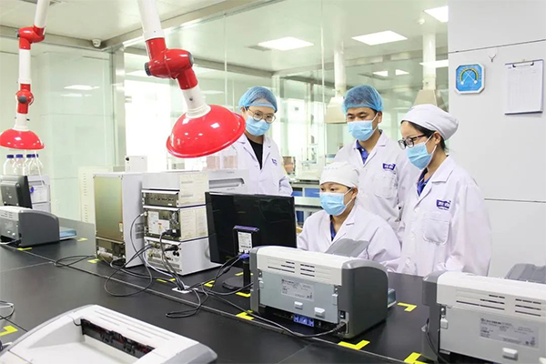 嚴(yán)苛質(zhì)量檢測(cè).jpg 嚴(yán)苛質(zhì)量檢測(cè).jpg