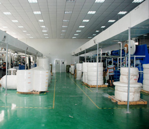 南昌品尊貿(mào)易有限公司生產(chǎn)間展示