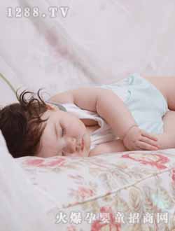 潤嬰寶哈衣淡綠色