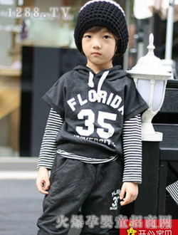 開心寶貝黑色運(yùn)動休閑童裝